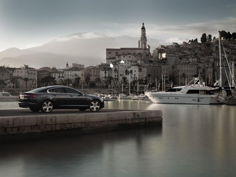  Jaguar XF 2008 года  (фото 82 из 175)